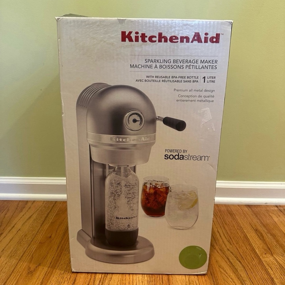 KitchenAid SodaStream Heavy Duty Soda Maker  18"  Green KSS1121GA Discontinued